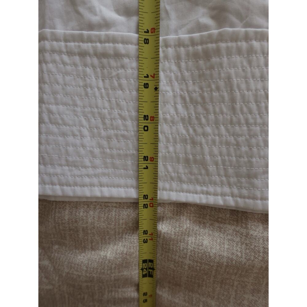TUCKERNUCK White Trapunto Stitch Sofia Shirt Size XS - Picture 14 of 14